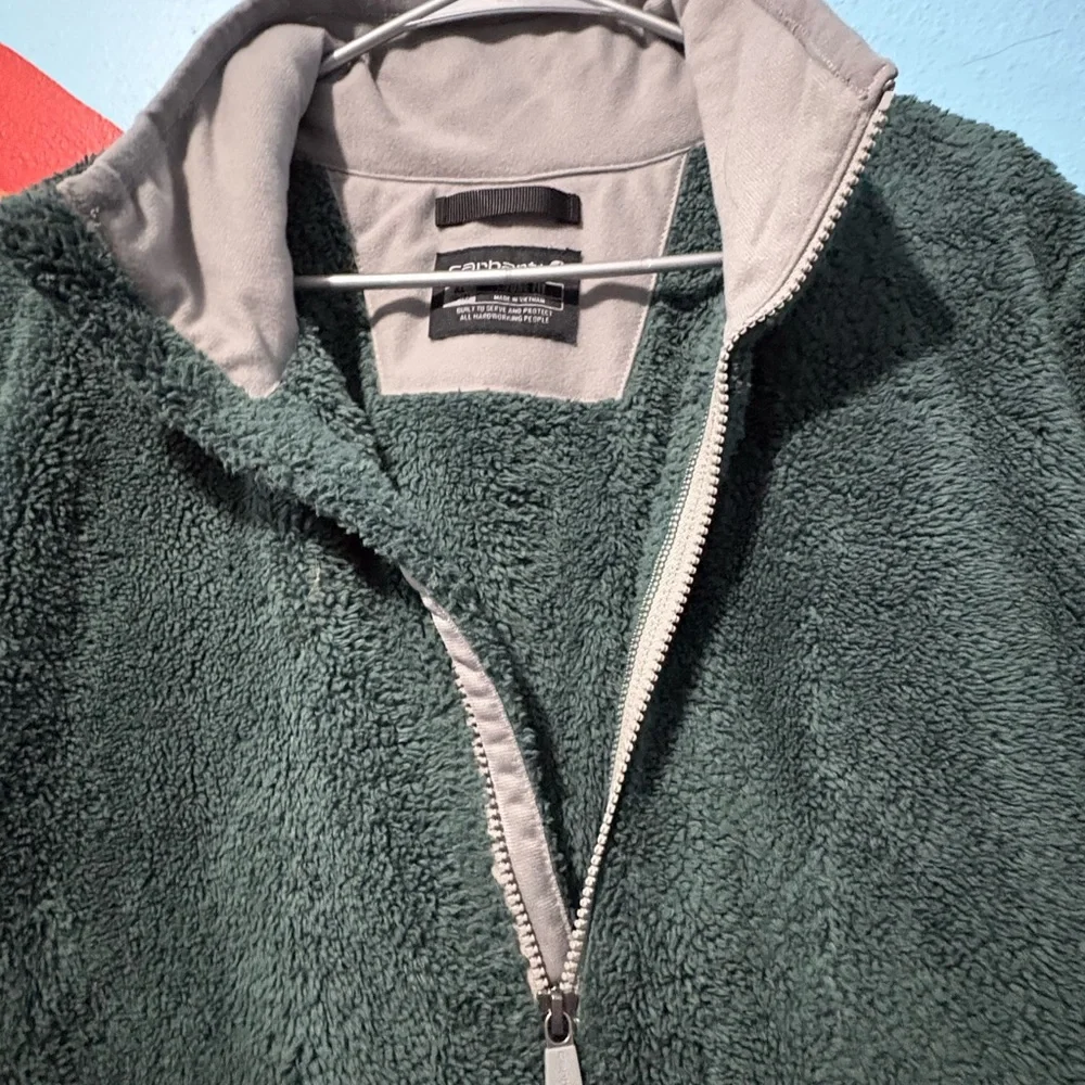 Carhartt XL EUC 1/2 zip with zippered pocket - Picture 5 of 5